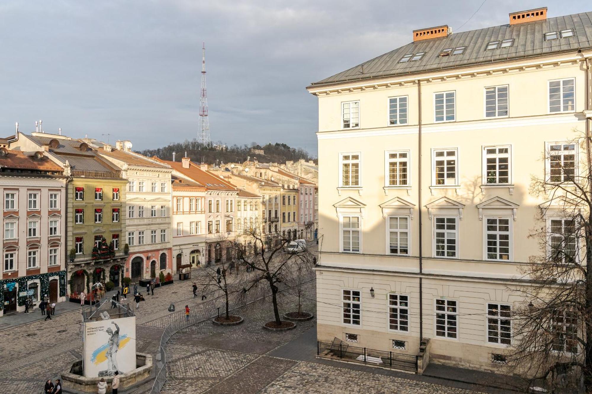 Inshiapartments On Rynok Square Lviv Exteriör bild